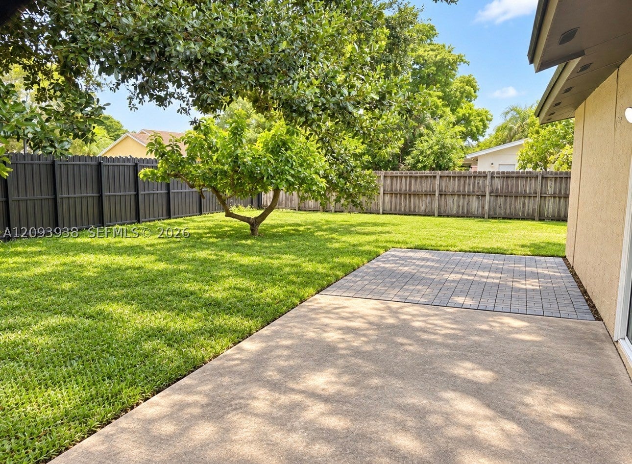 908 Cardinal Pl