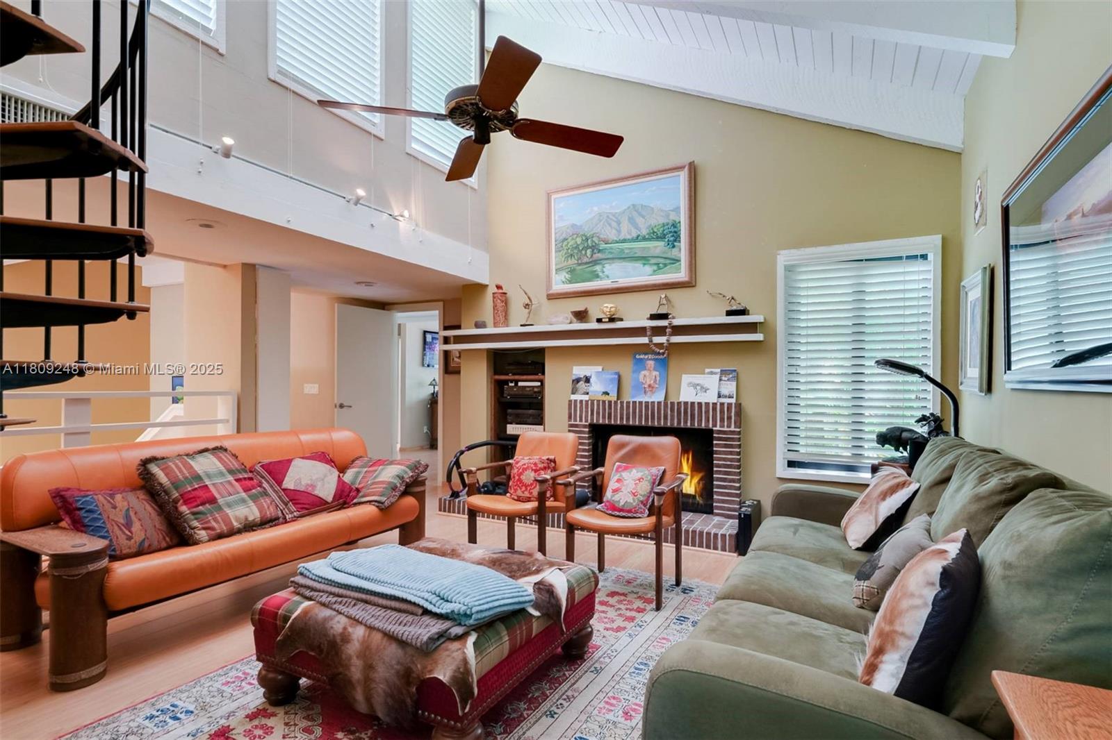 ABITARE CONDO - Residential