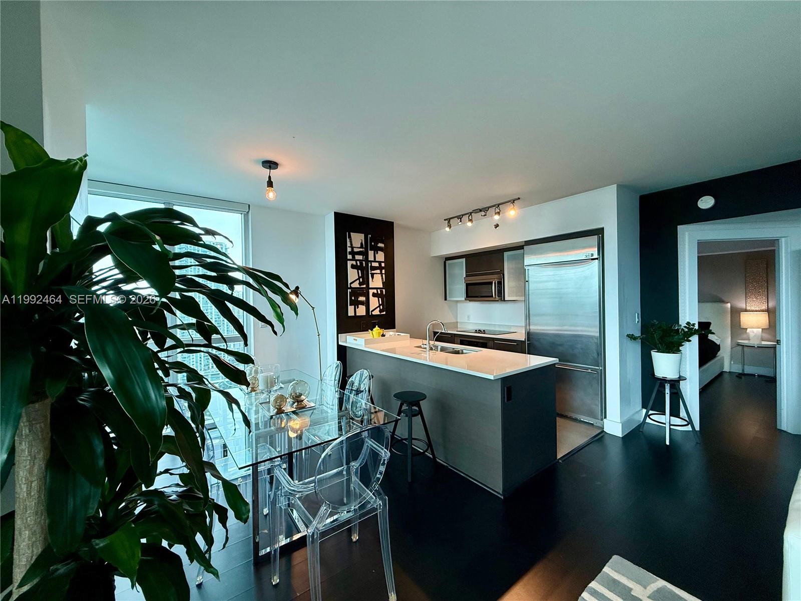 500 BRICKELL WEST CONDO - Residential Lease