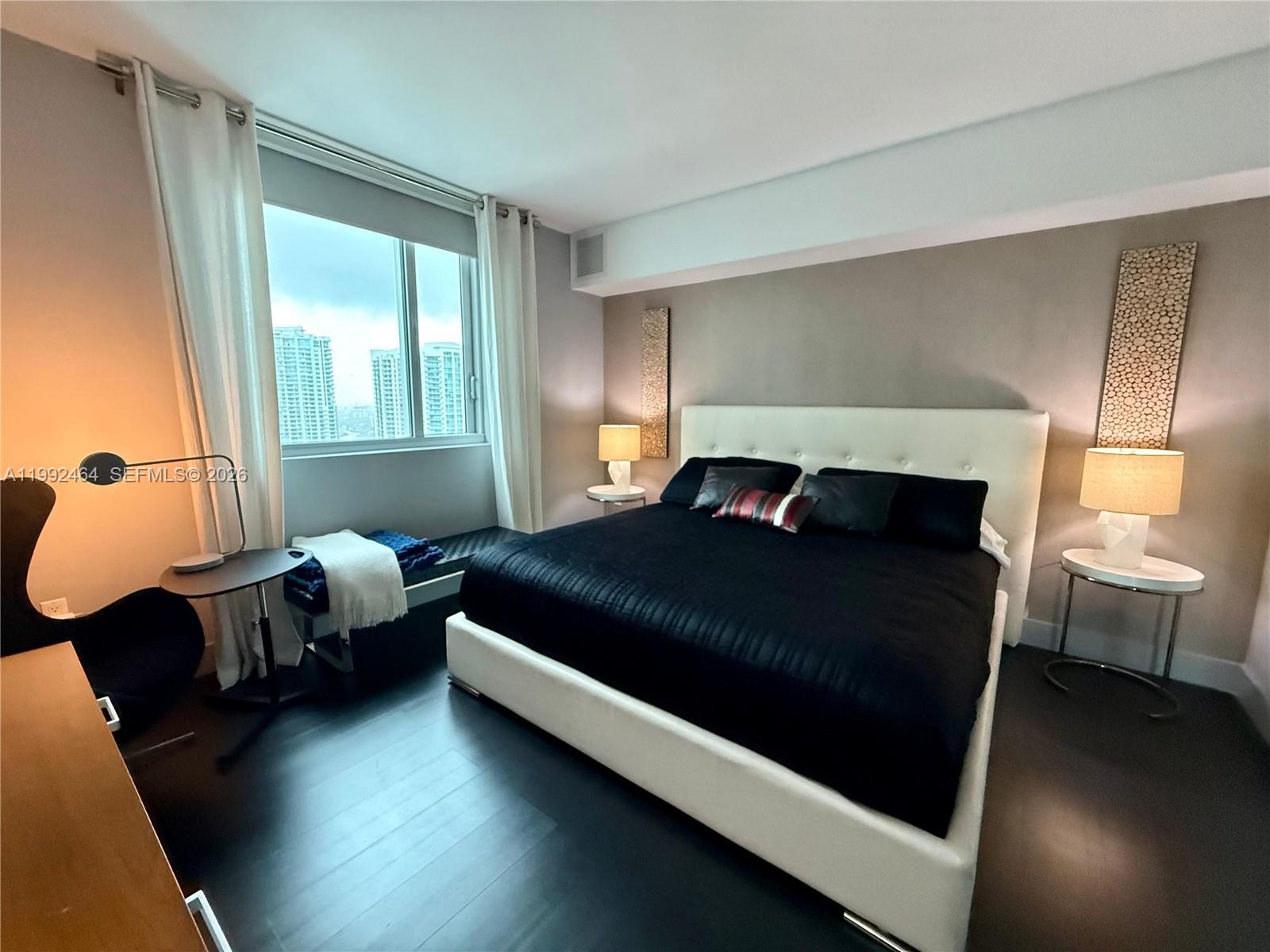 500 BRICKELL WEST CONDO - Residential Lease