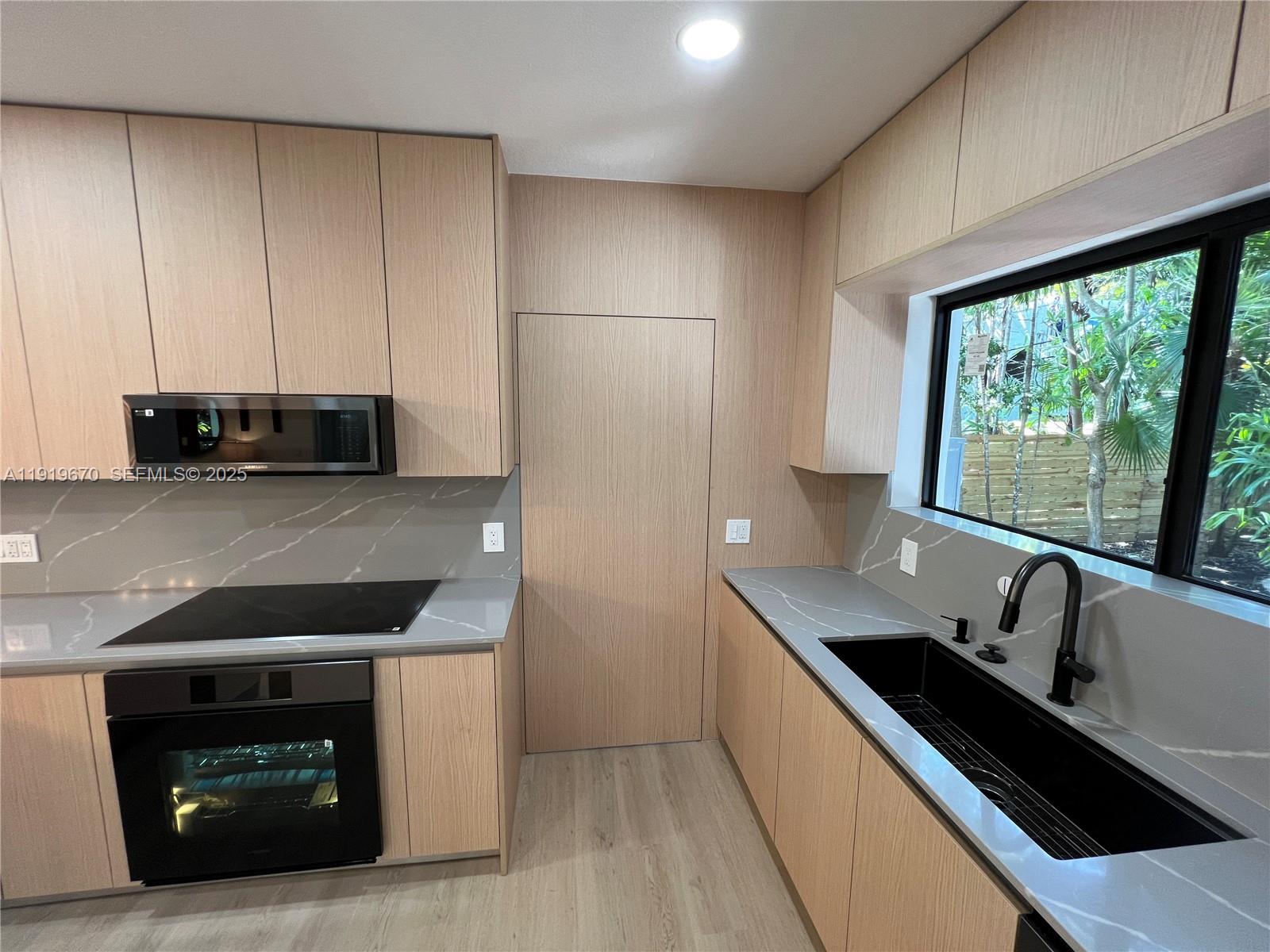 SHORECREST - Residential