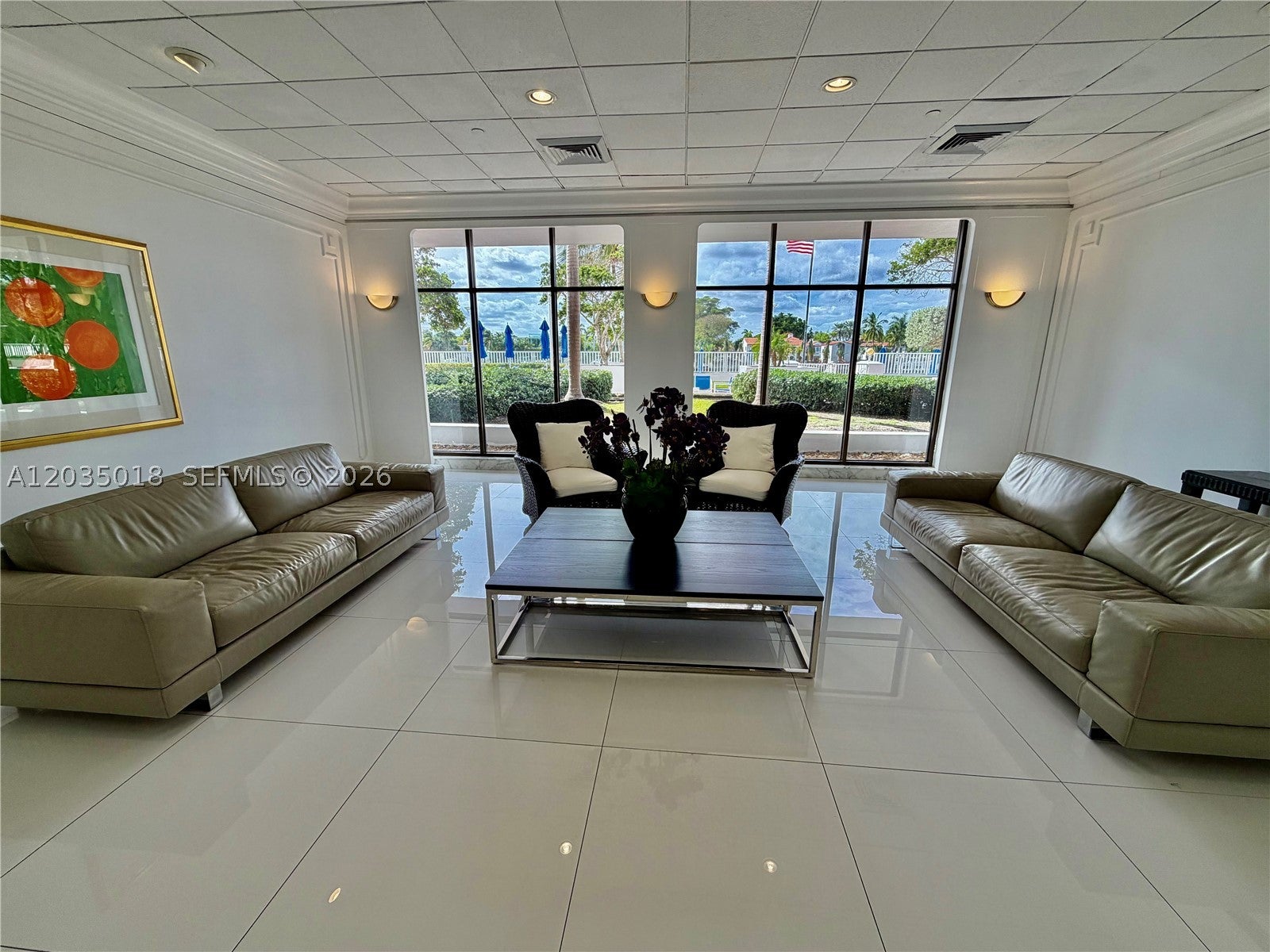 5700 Collins Ave 14M