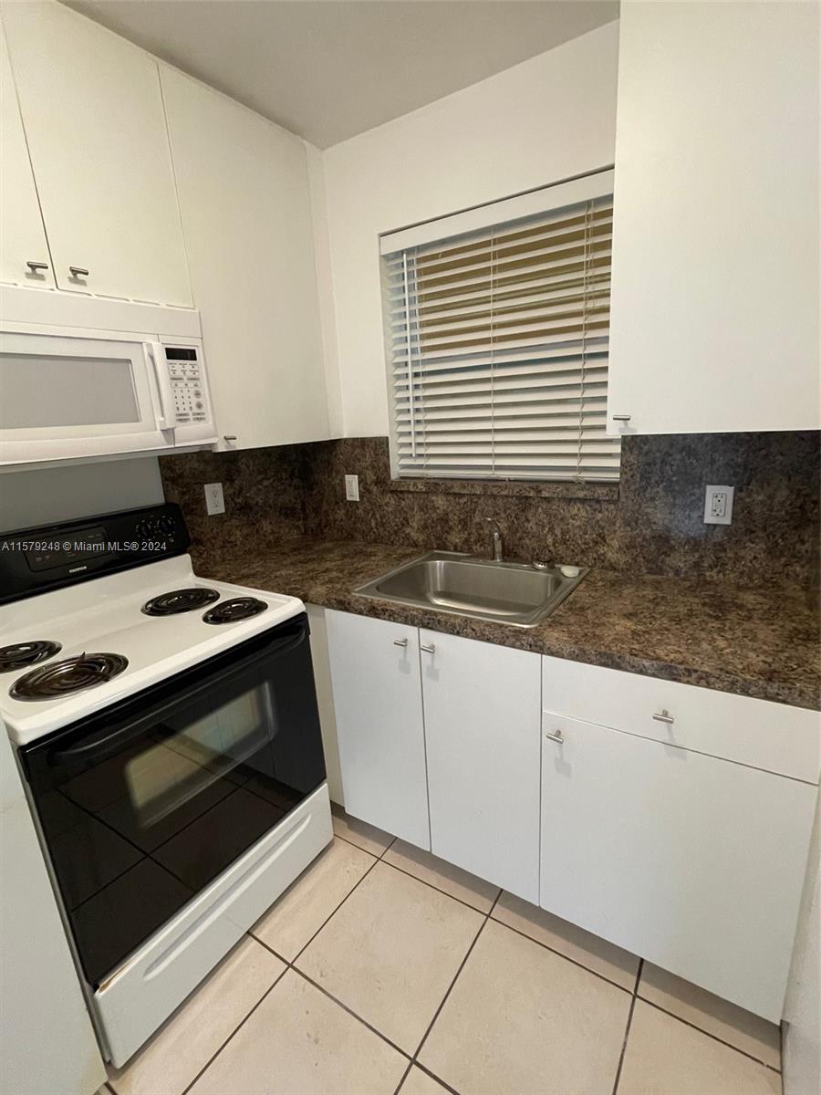 DRIFTWOOD ARMS CONDO - Residential Lease
