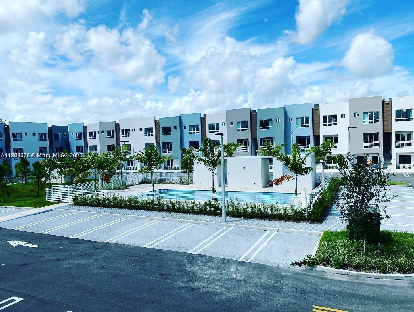 Beautiful townhouse. 2 bedrooms, 2 bathrooms plus a den. Excellent location, close to Aventura Mall and the new Brightline train station. Owner is motivated to sell. There is a very good long-term tenant who has lived there for years. Her lease recently expired, and she agreed to stay on a month-to-month basis. She is currently paying $2,900 per month. The lease can be renewed, or if the new owner prefers for her to vacate, a 60-day notice must be given.