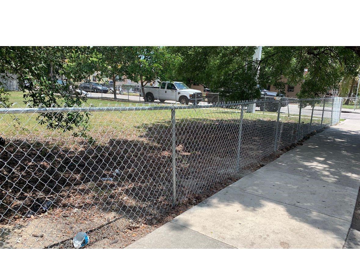 1101 NW 5th St