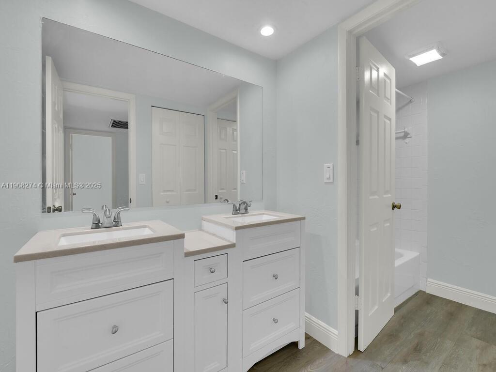 HAMLET - Residential