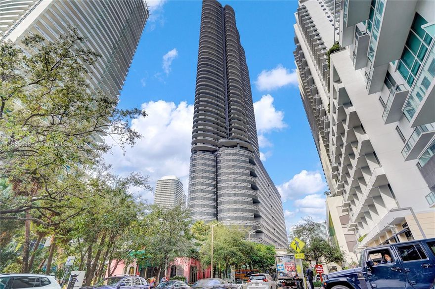 LUXURY high rise in the heart of Brickell. Spacious and well maintained one bedroom + large Den with door +built-out closet+ 2 full baths. ALL MIELE appliances, Italian cabinetry, open cooking counter overlooks living/dining area. Built-in closets and motorized shades. Enormous balcony is accessed from living area and primary bedroom. Top amenities will satisfy most demanding buyers. Secured concierge attended lobby. Unit comes with one valet parking. Multiple pools, various lounge social/work areas, and much more. Located in the heart of Brickell with easy access to top restaurants and shops at world class Brickell City Center. Easy access to MIA International airport, Miami Beach, Coconut Grove and Coral Gables. TOP DESTINATION FOR YOUR MOST BUYERS