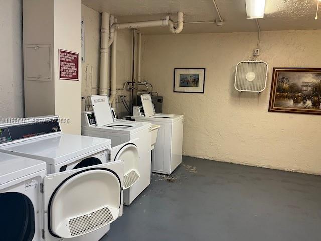 NO 50 PALM-AIRE COUNTRY C - Residential Lease