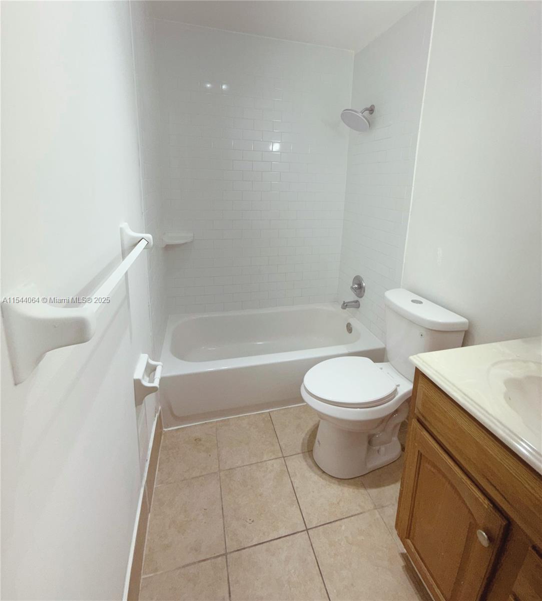 QUAIL HOLLOW CONDO - Residential