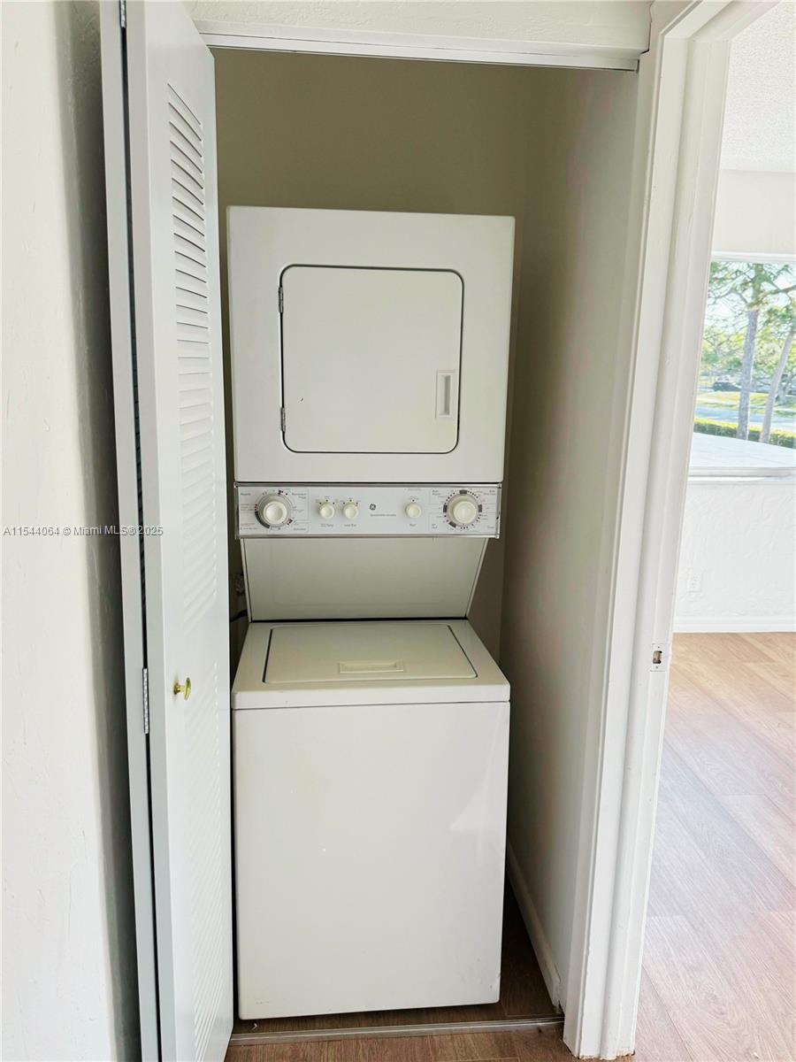 QUAIL HOLLOW CONDO - Residential