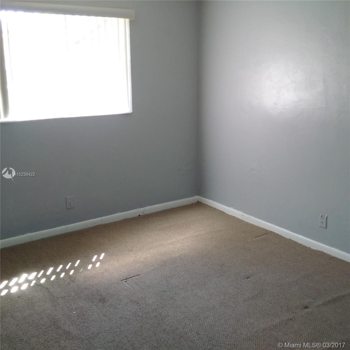 DILLARD PARK ESTATES 1ST - Residential