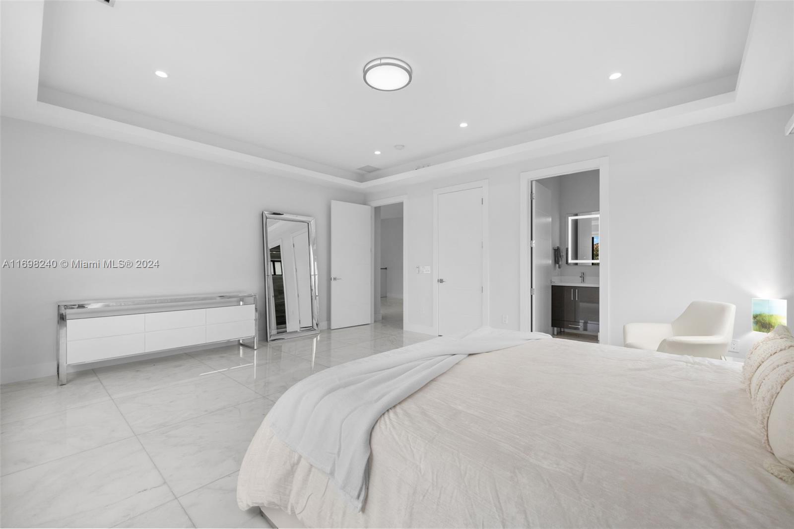 CORAL PINES - Residential