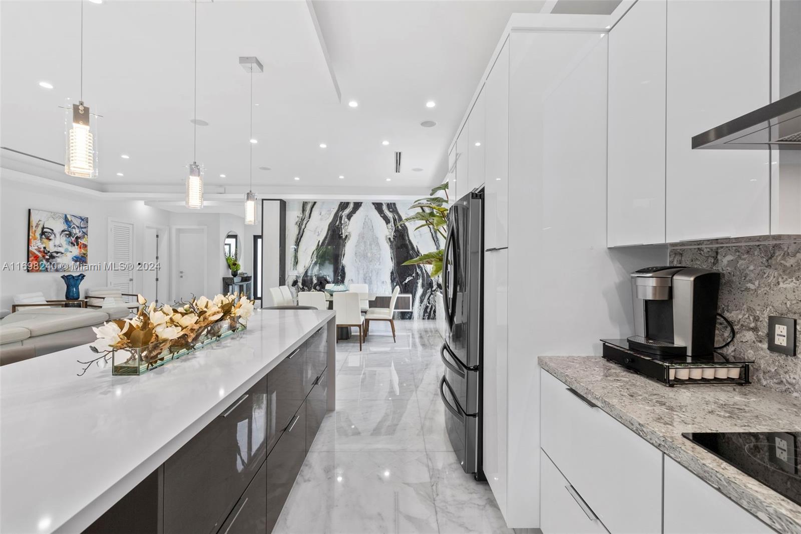 CORAL PINES - Residential