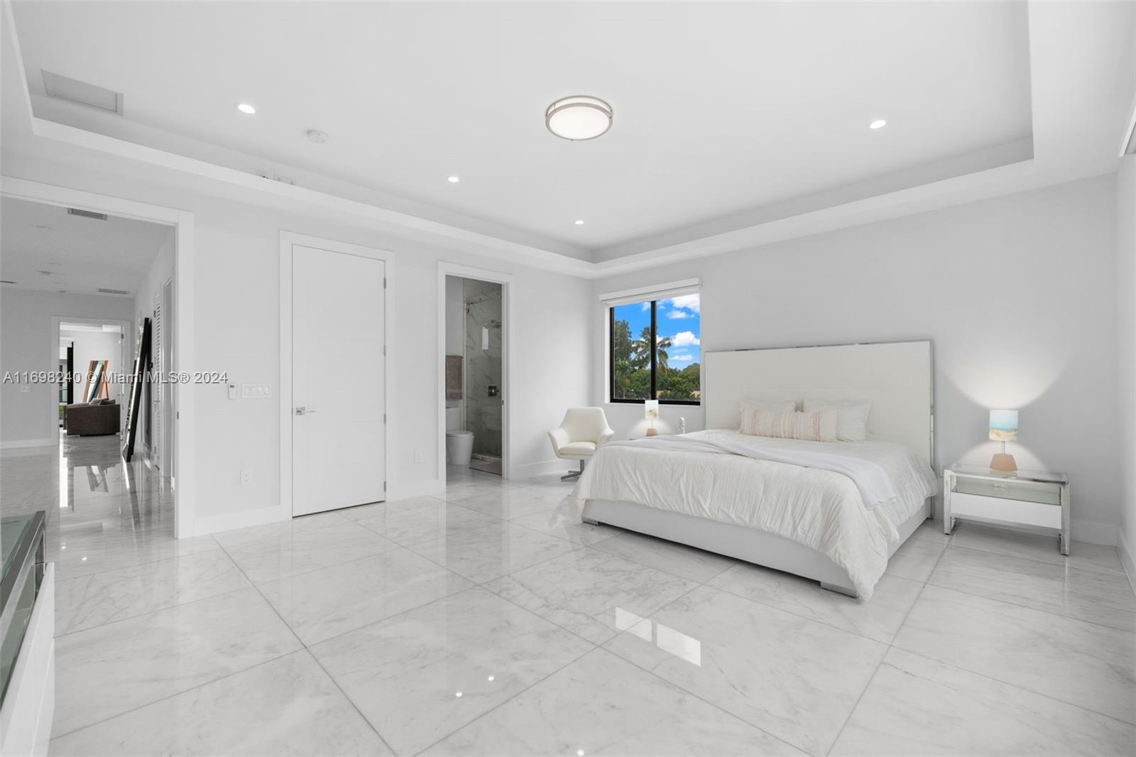 CORAL PINES - Residential