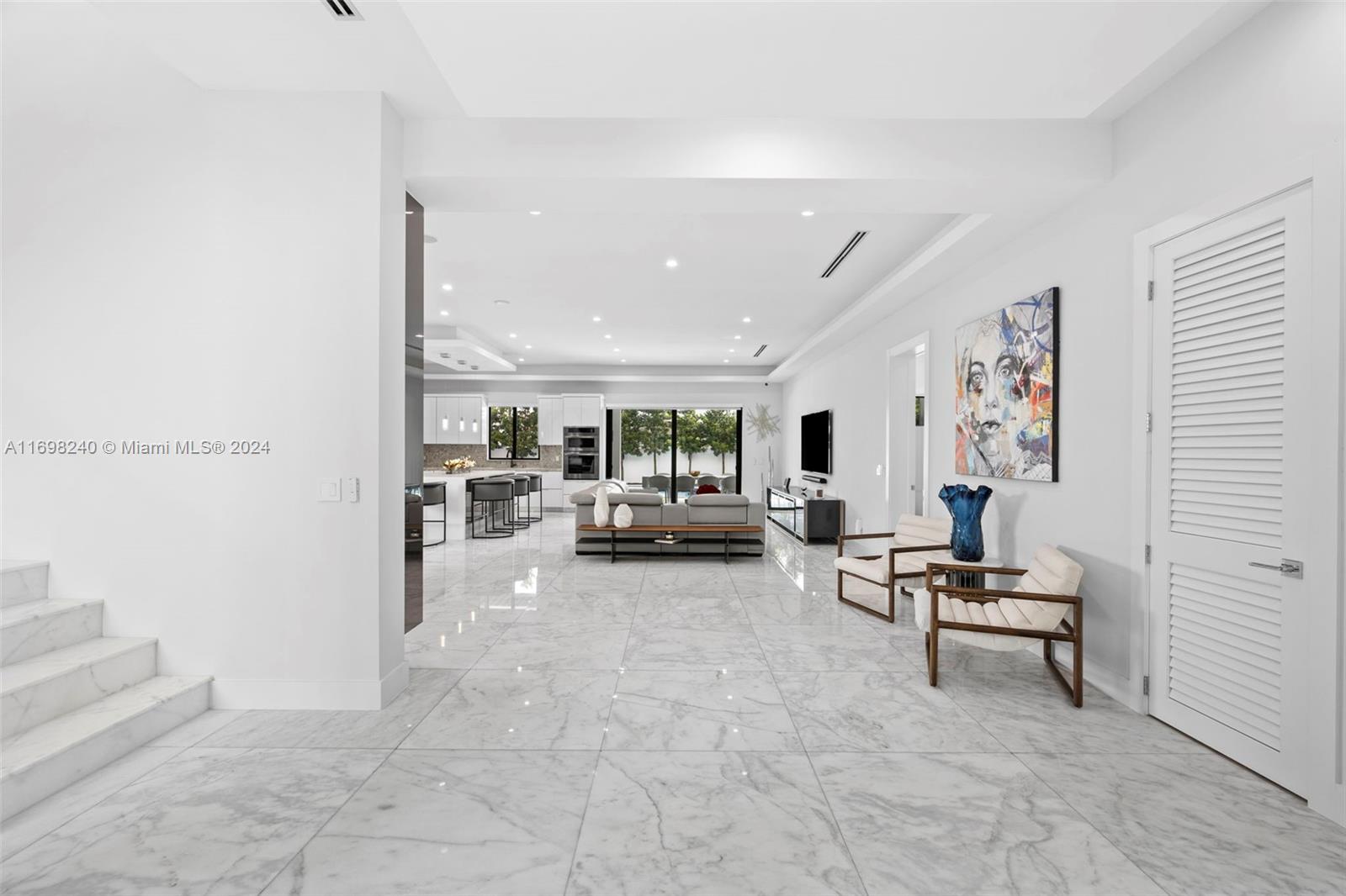 CORAL PINES - Residential