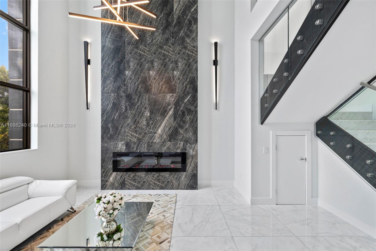 CORAL PINES - Residential