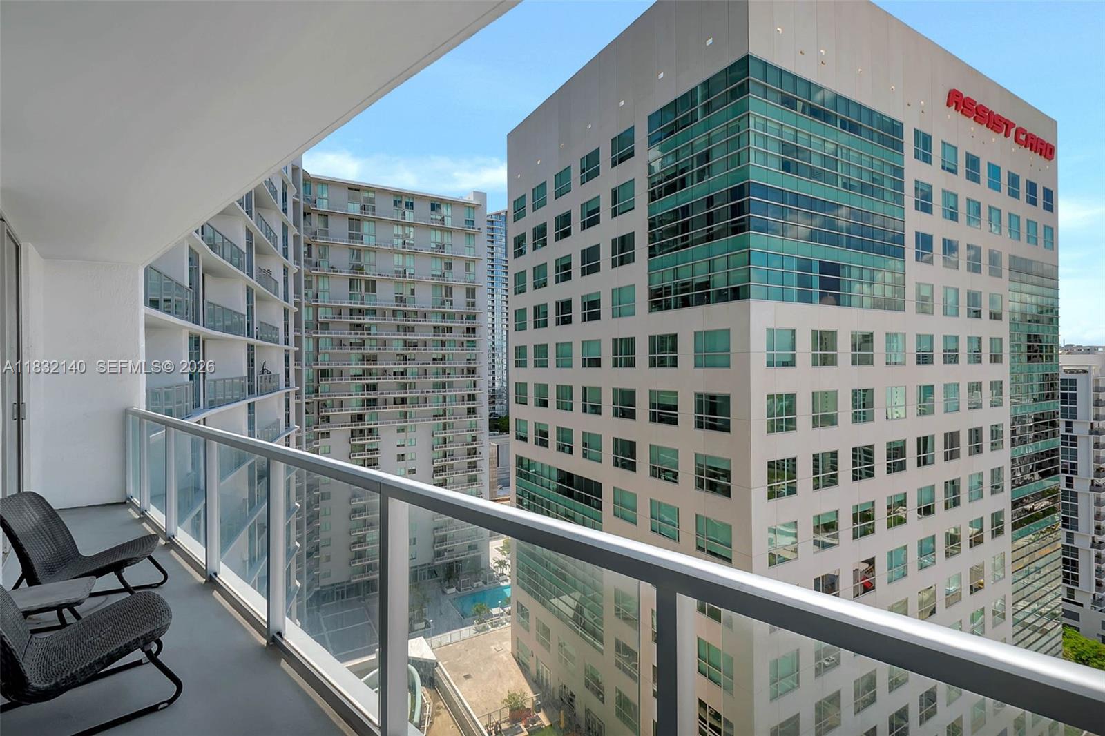 LATITUDE ON THE RIVER CON - Residential