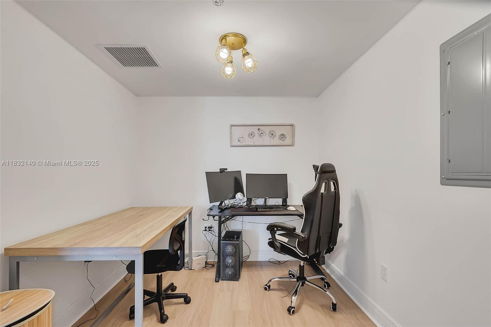 LATITUDE ON THE RIVER CON - Residential