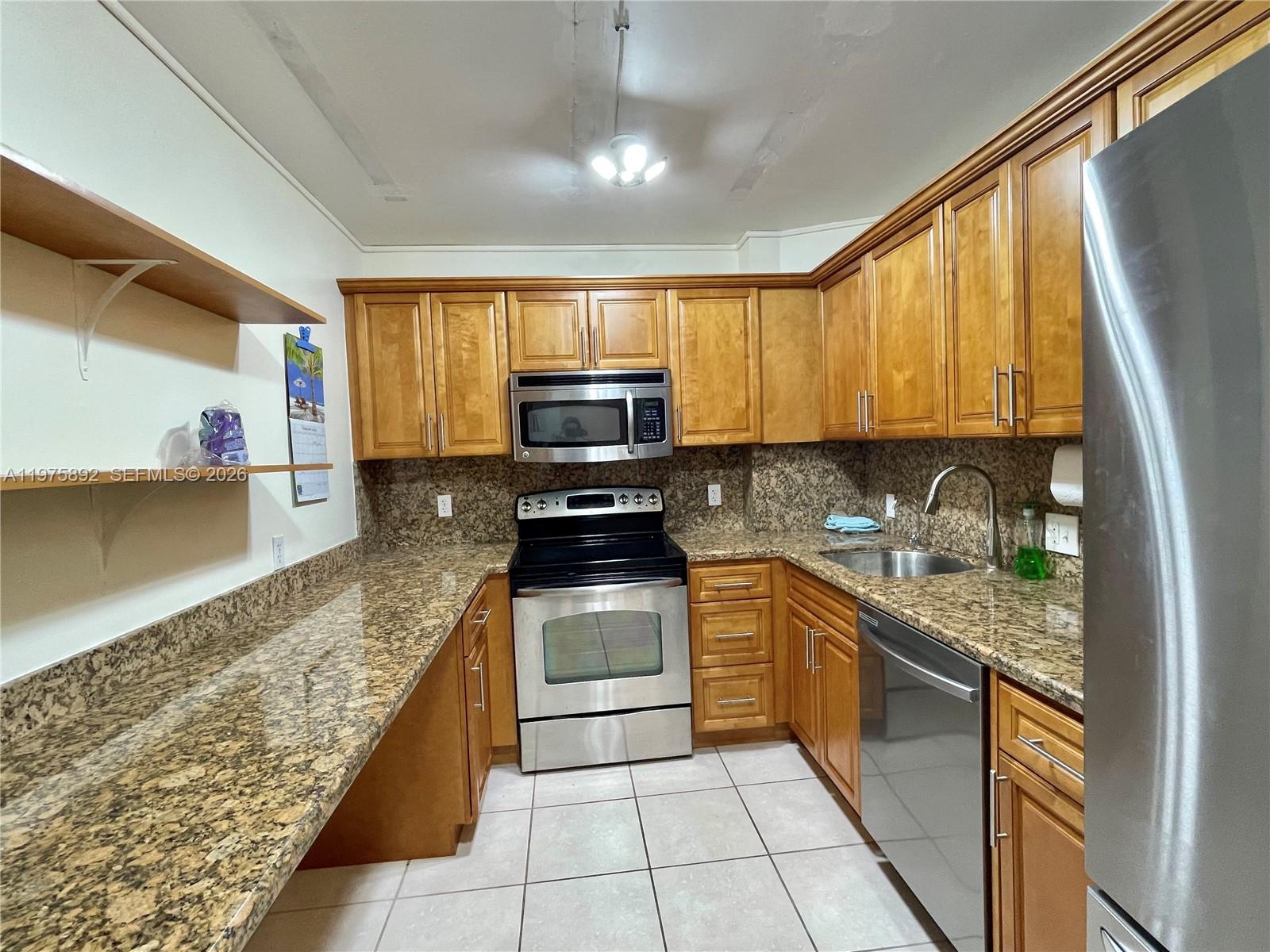 ARLEN HOUSE EAST CONDO - Residential