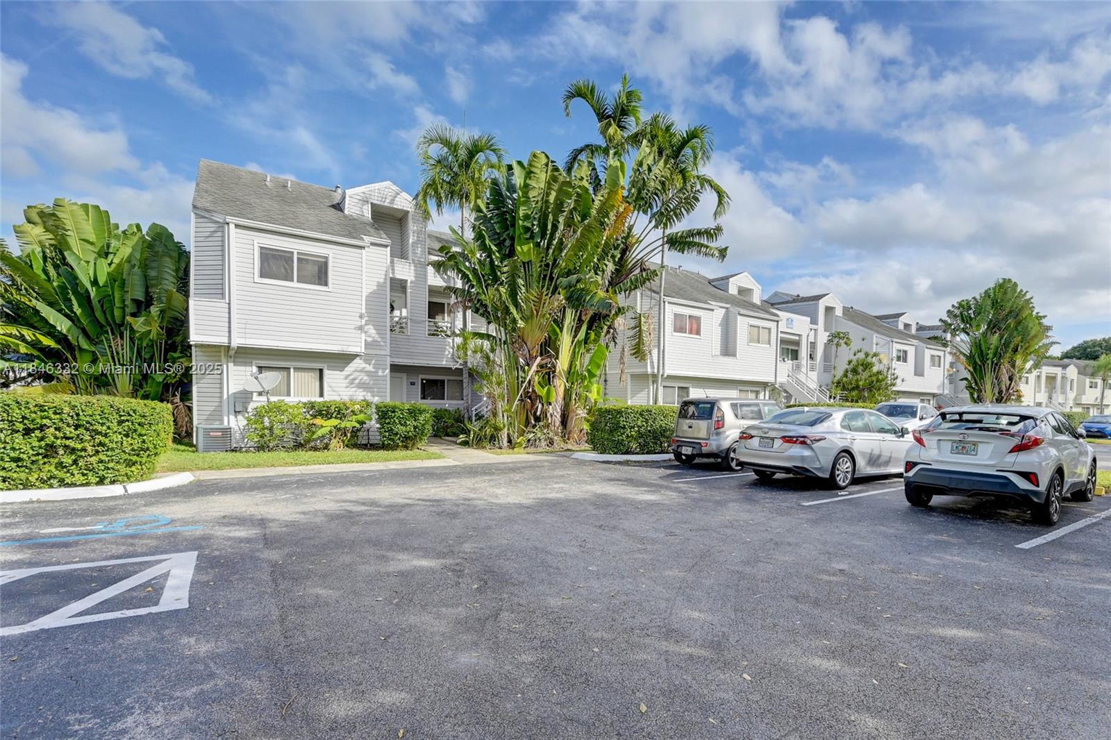 3453 NW 44th St 107