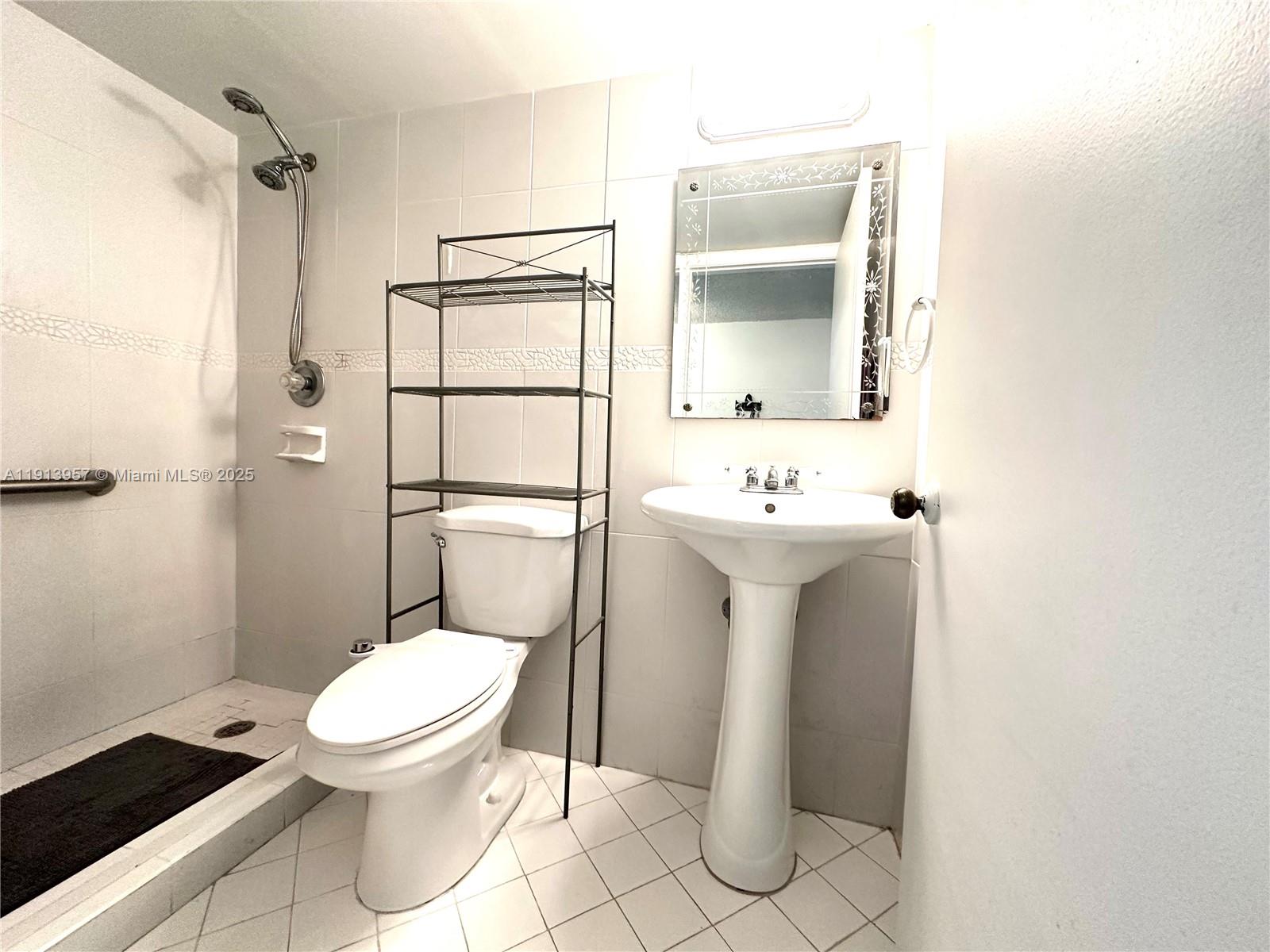 WEST BAY GARDENS CONDO - Residential Lease