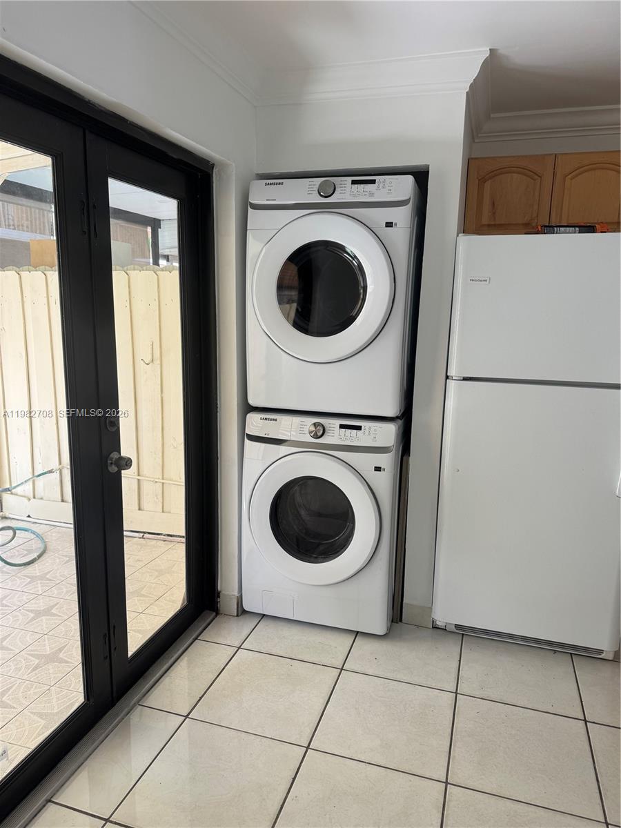 WESTLAND VILLAGE CONDO - Residential Lease