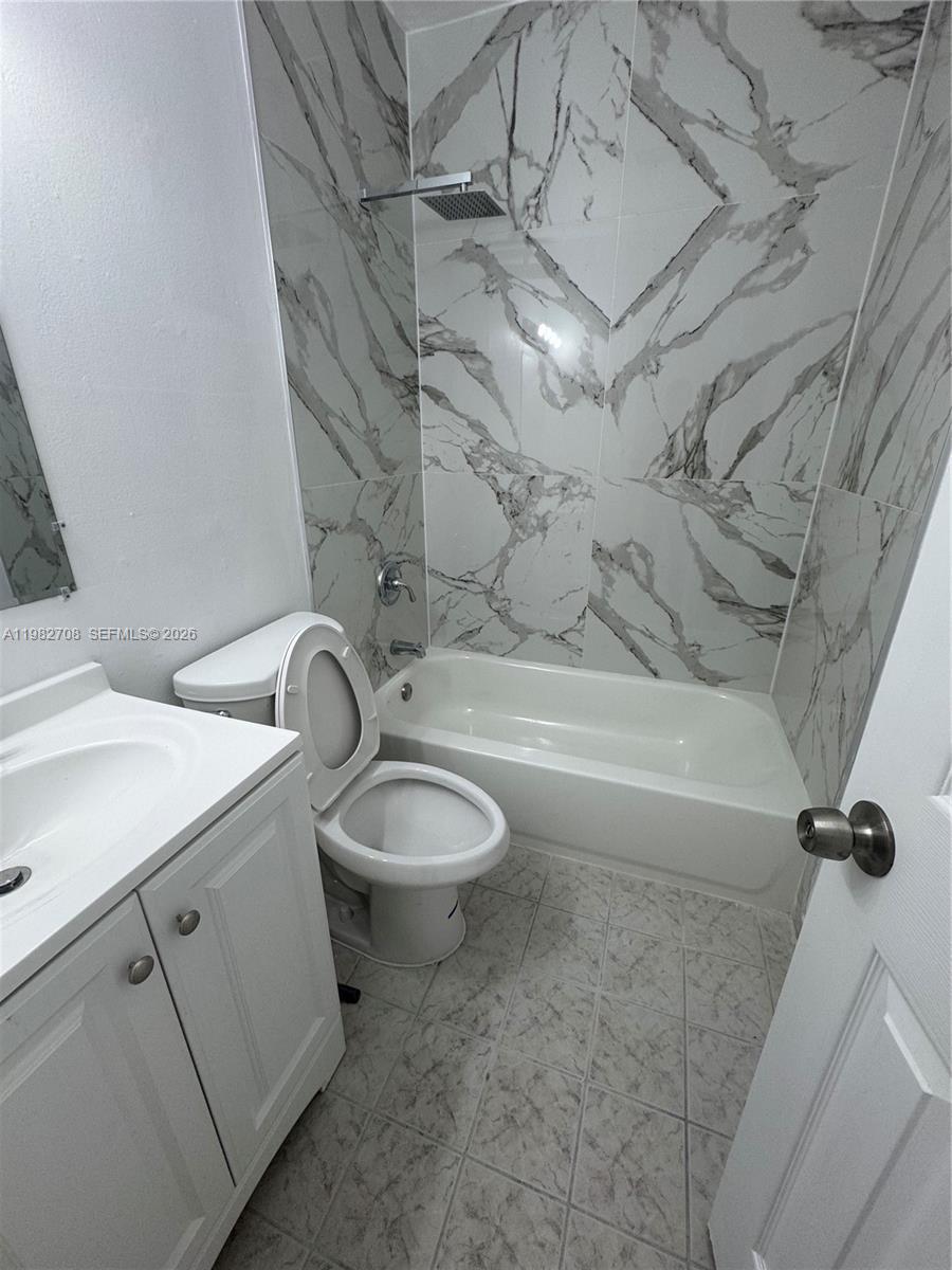 WESTLAND VILLAGE CONDO - Residential Lease