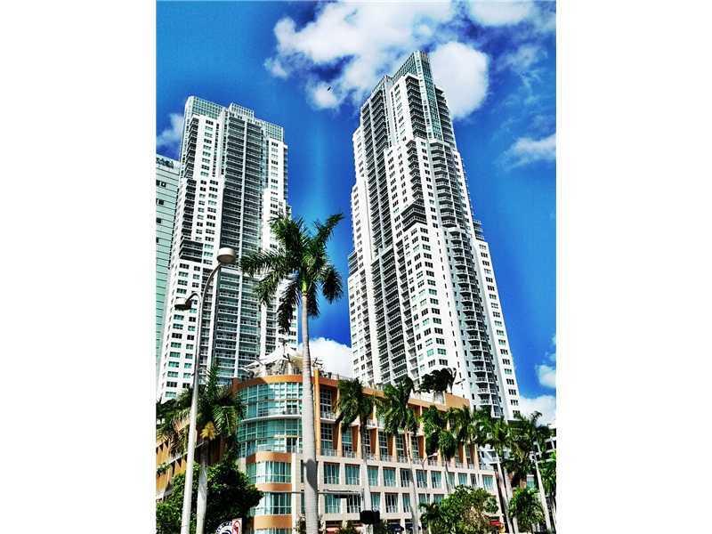 CORNER UNIT WITH 2/2 AND A DEN. BREATH TAKING VIEWS OF THE BAY . 2 BALCONIES. FIVE STAR RESORT AMENITIES WITH A STATE OF THE ART SPA AND FITNESS CENTER.