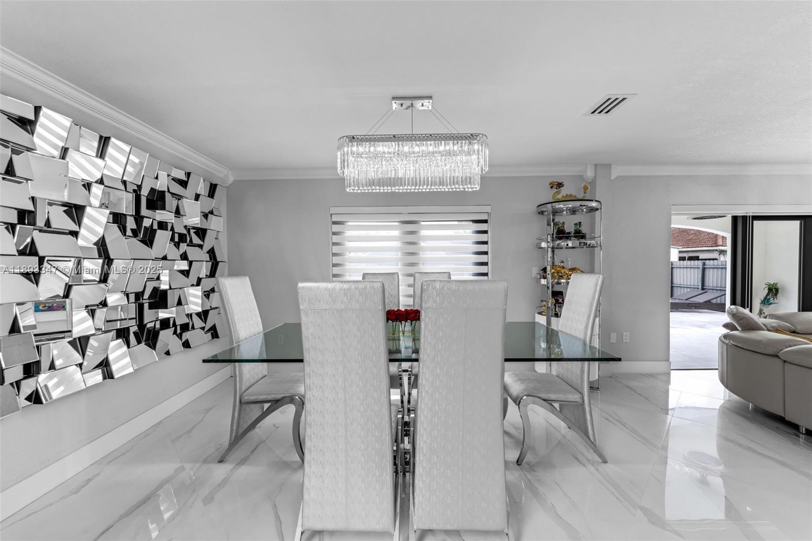 KAYLA S PLACE - Residential