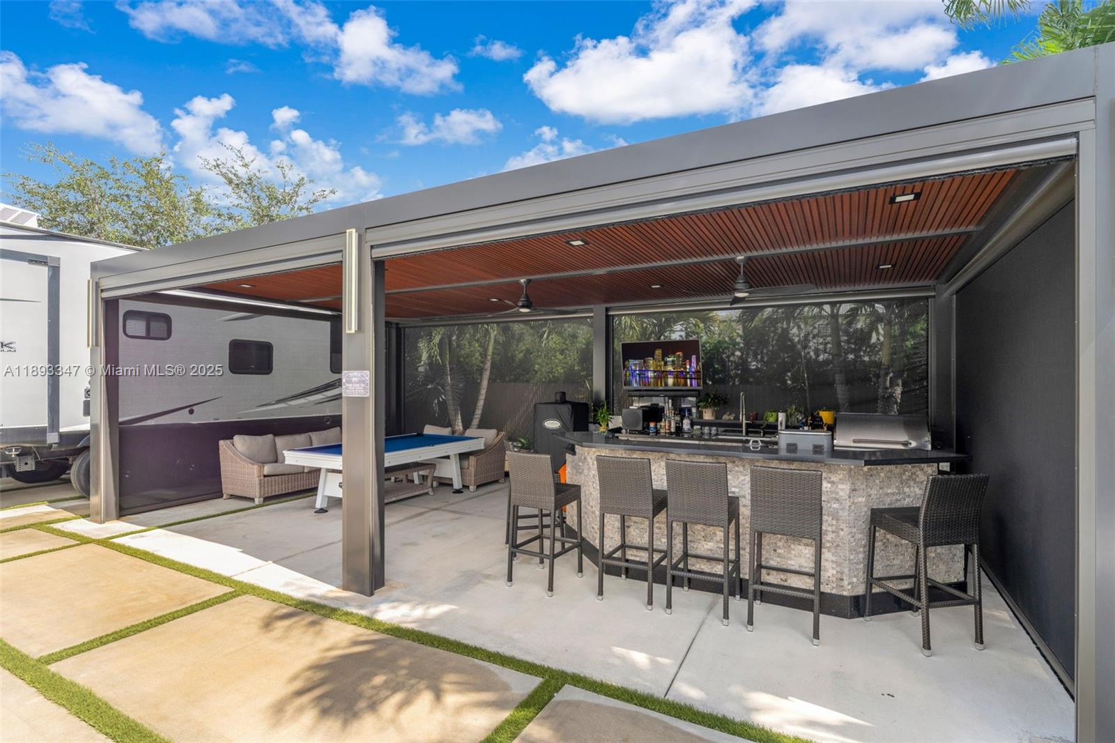 KAYLA S PLACE - Residential