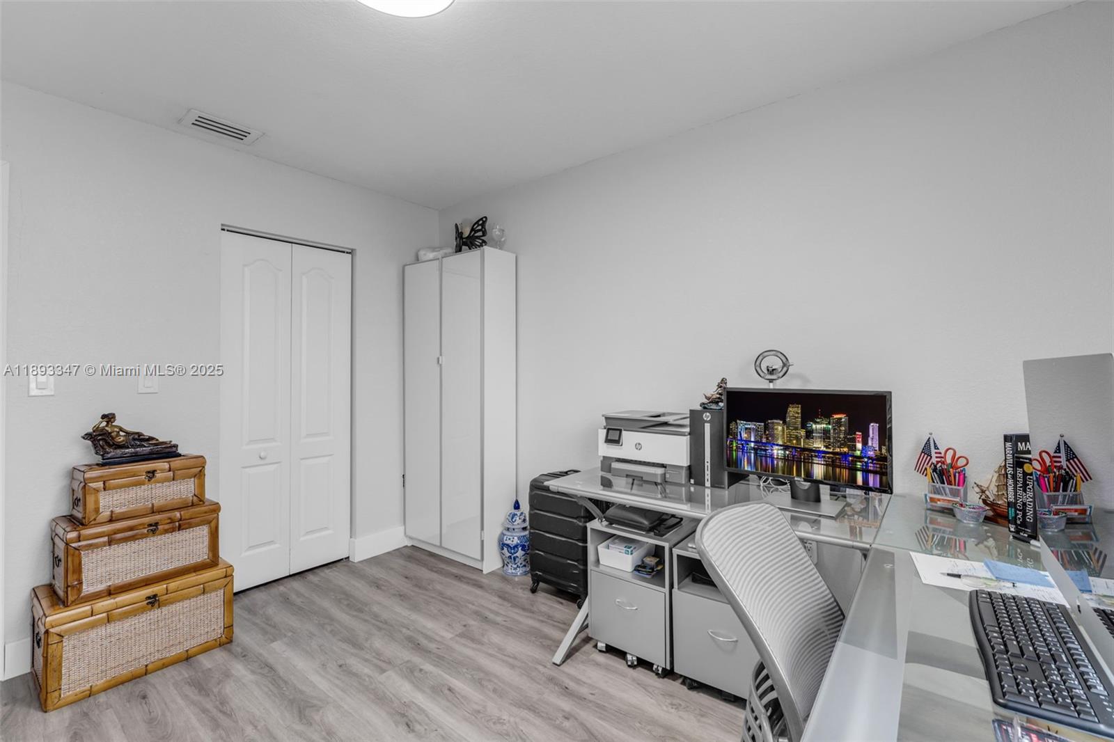 KAYLA S PLACE - Residential