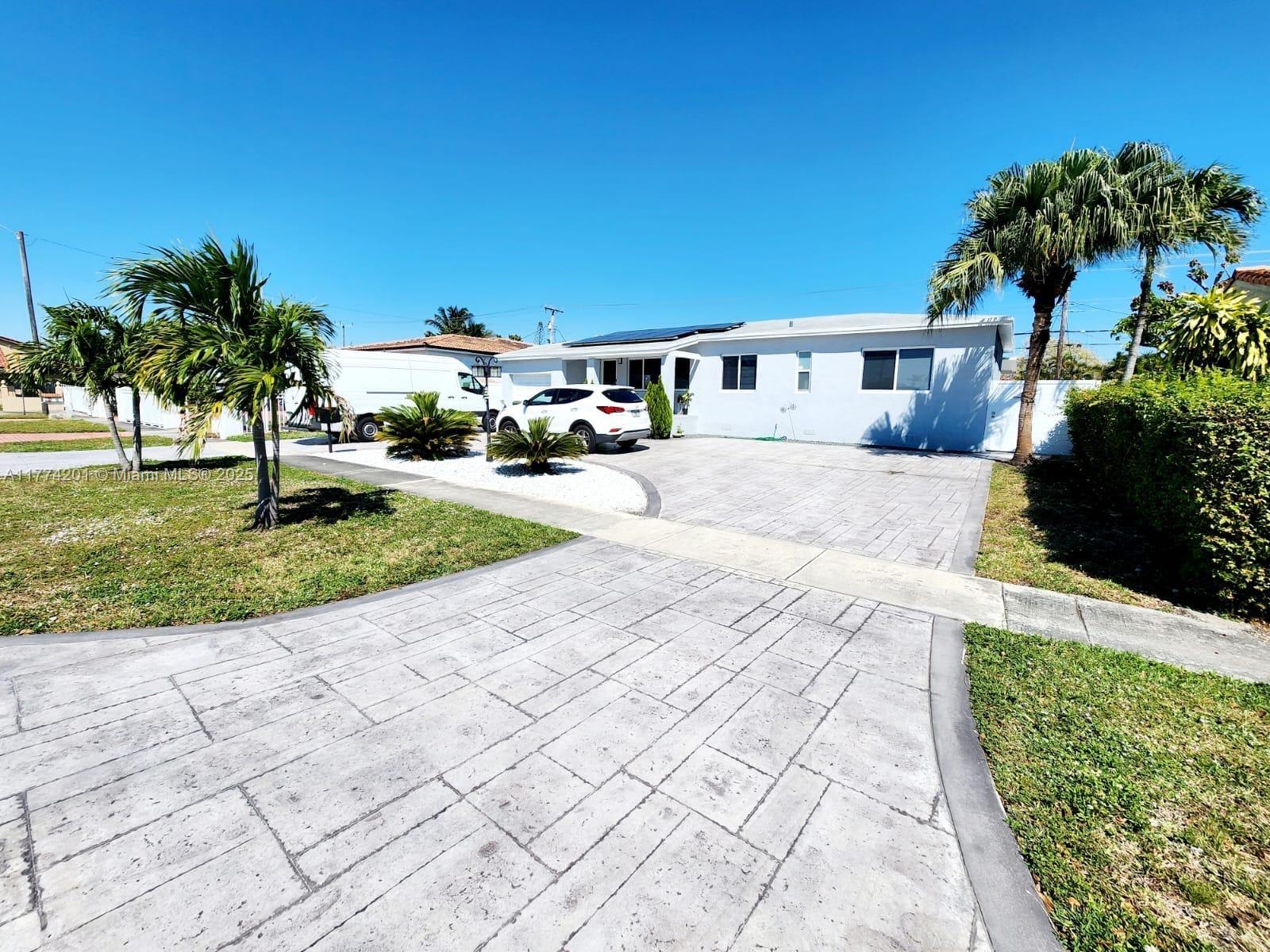 341 W 59th St, Hialeah, Miami-Dade County, Florida - 3 Bedrooms  
2 Bathrooms - 