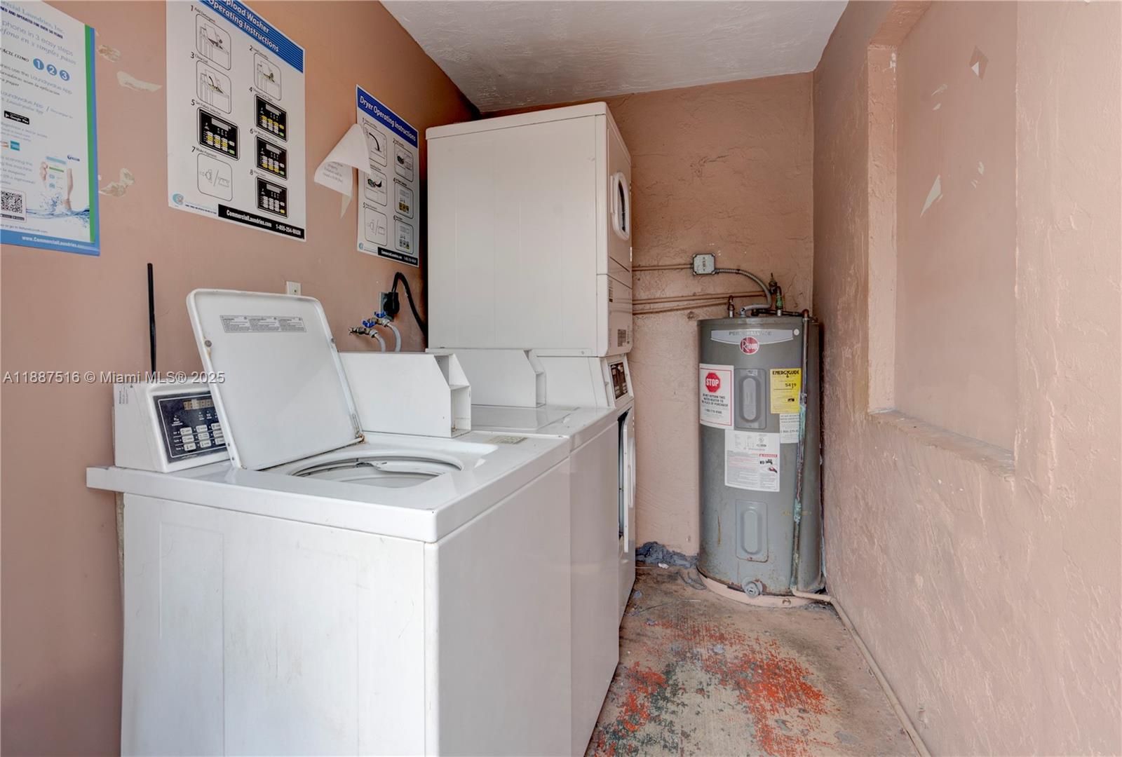 NEW WORLD CONDO APTS II - Residential Lease