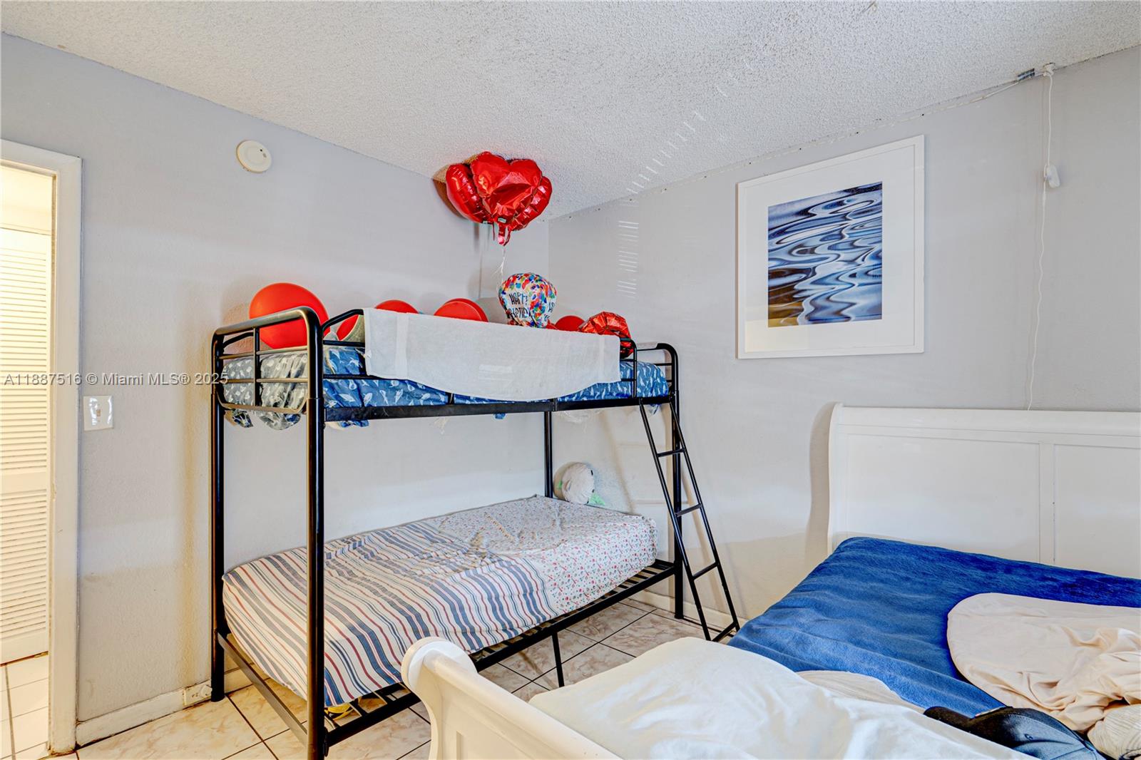 NEW WORLD CONDO APTS II - Residential Lease