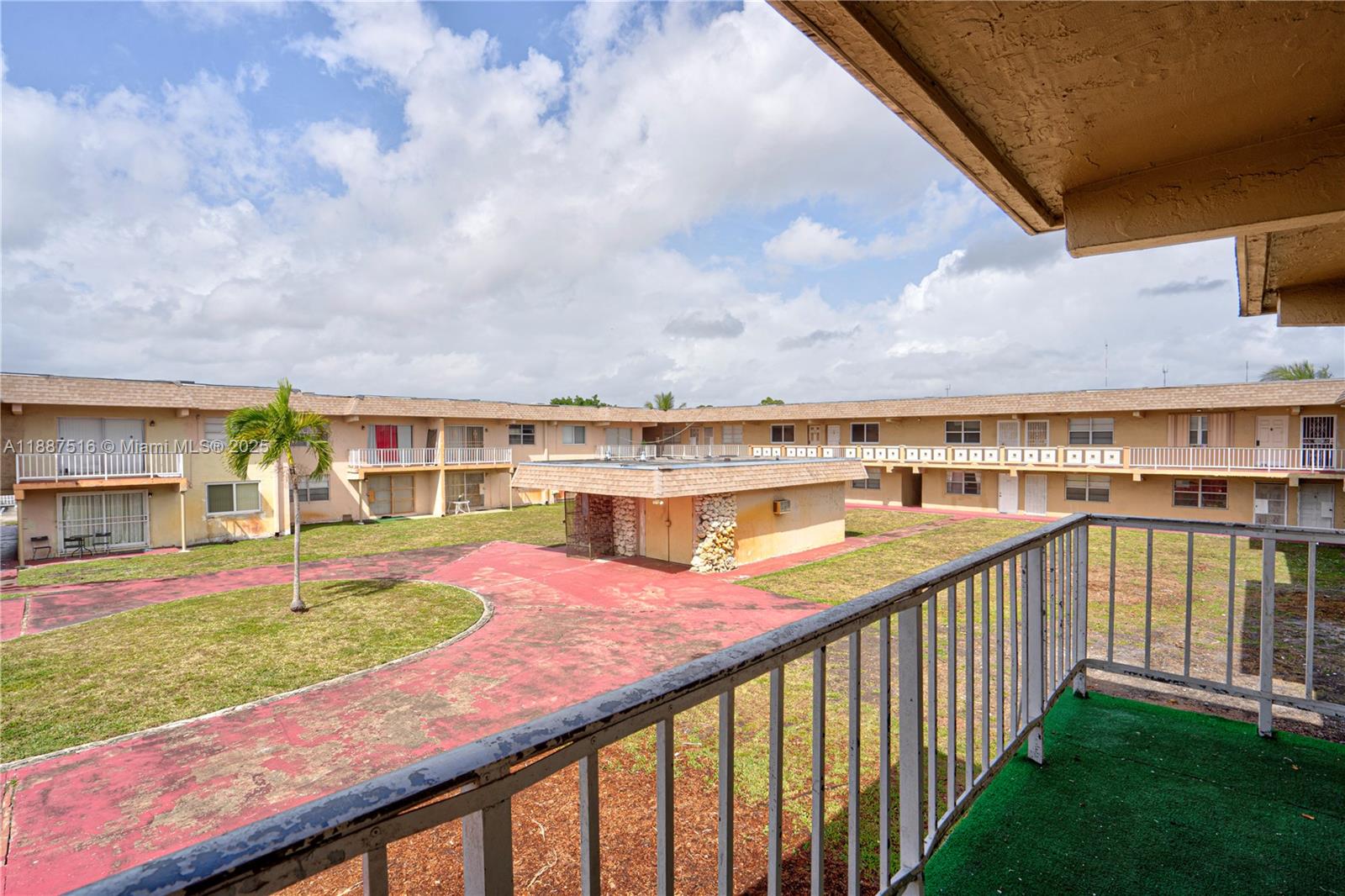 NEW WORLD CONDO APTS II - Residential Lease