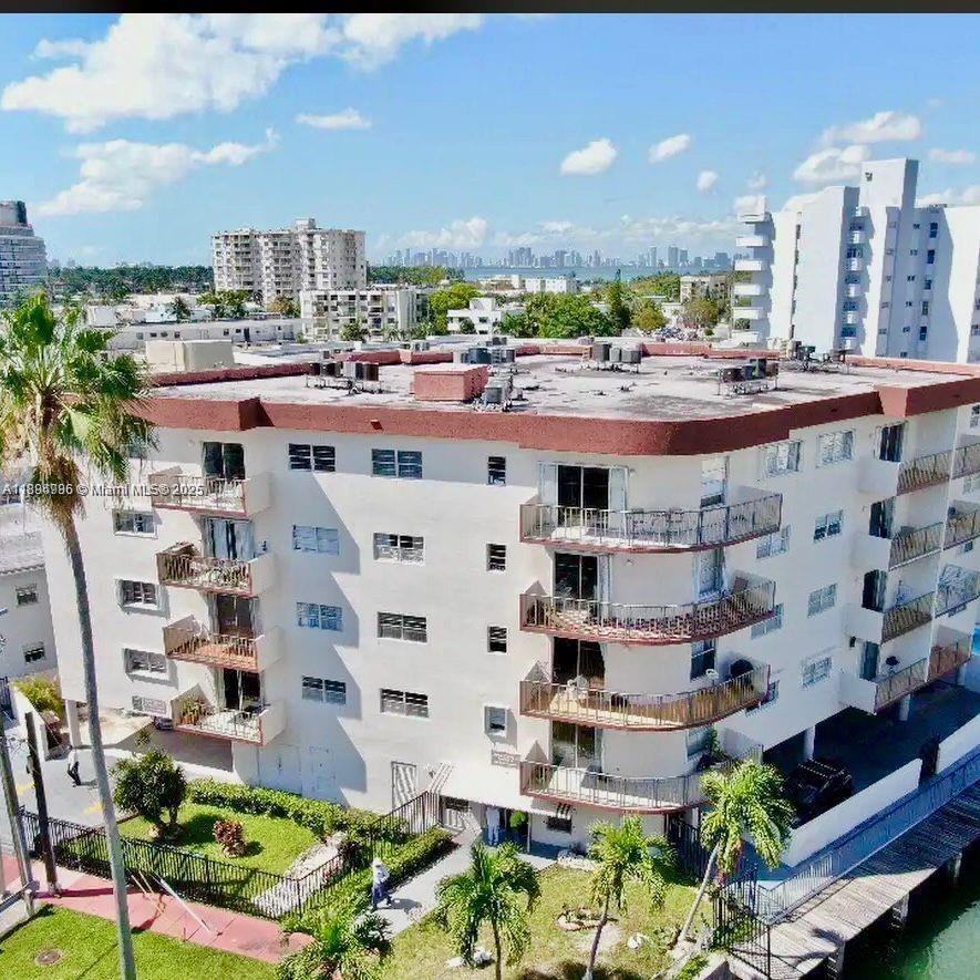 BONI VISTA TWO CONDO - Residential Lease