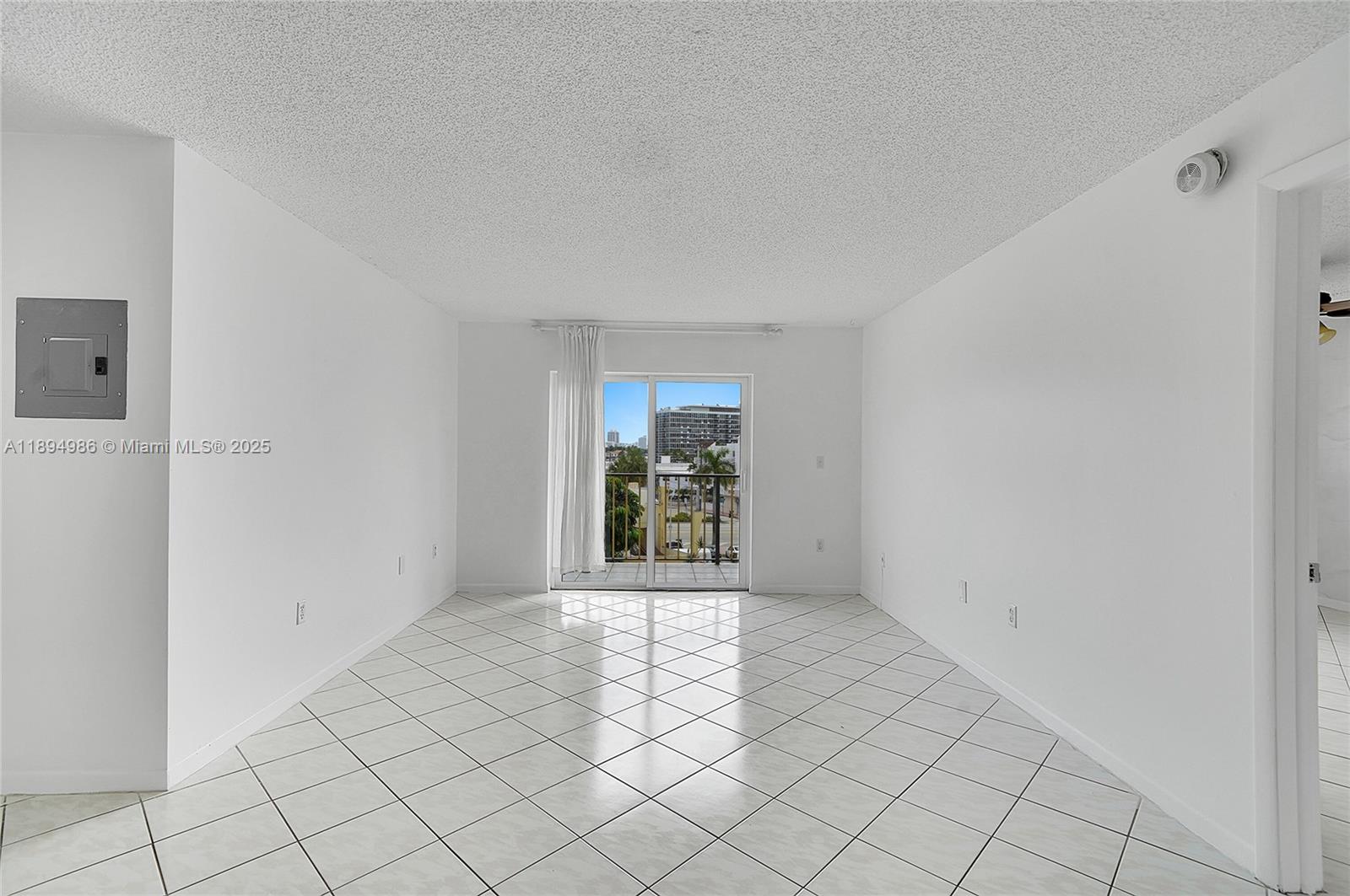 BONI VISTA TWO CONDO - Residential Lease