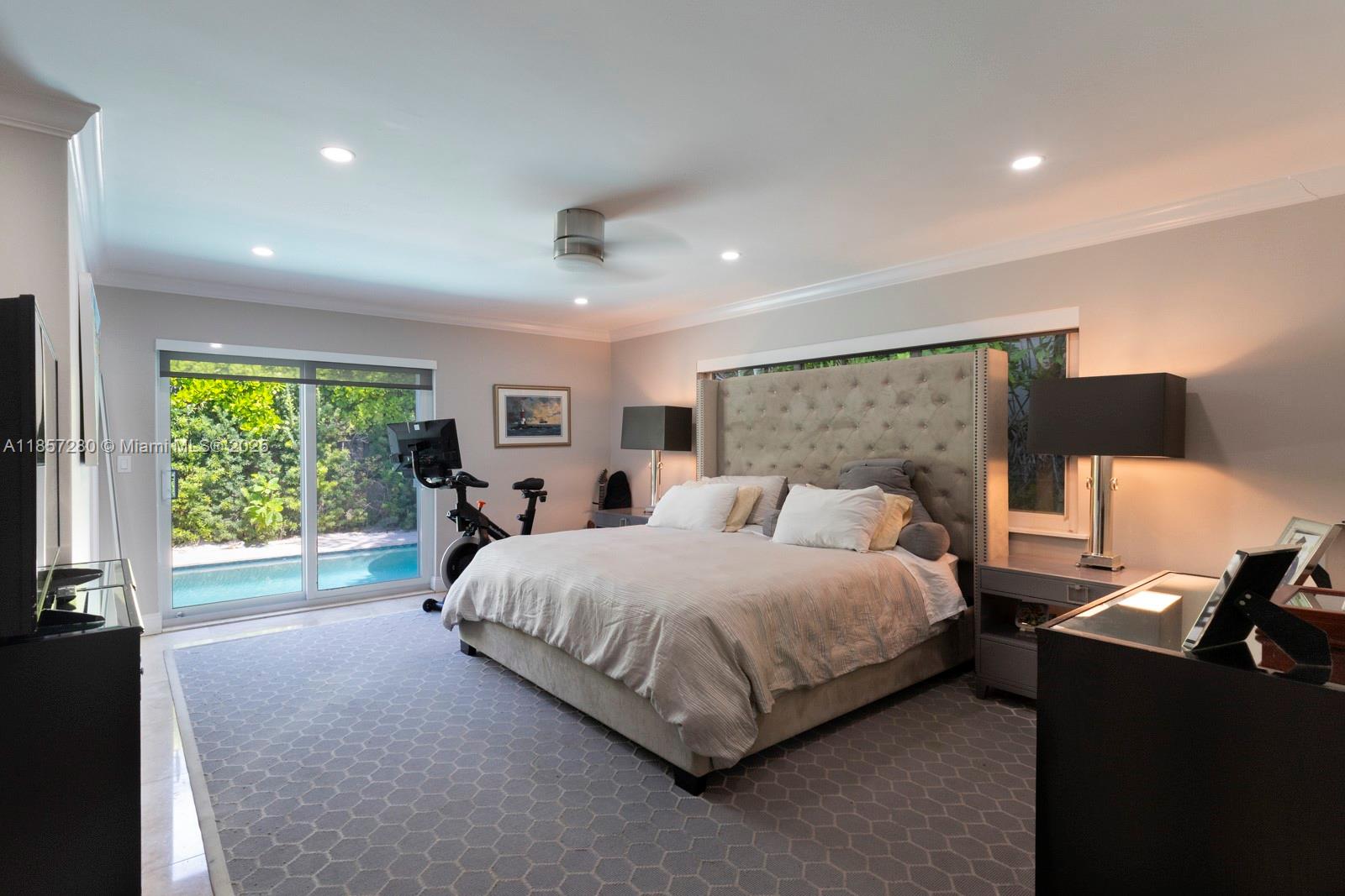 BISCAYNE KEY ESTATES - Residential