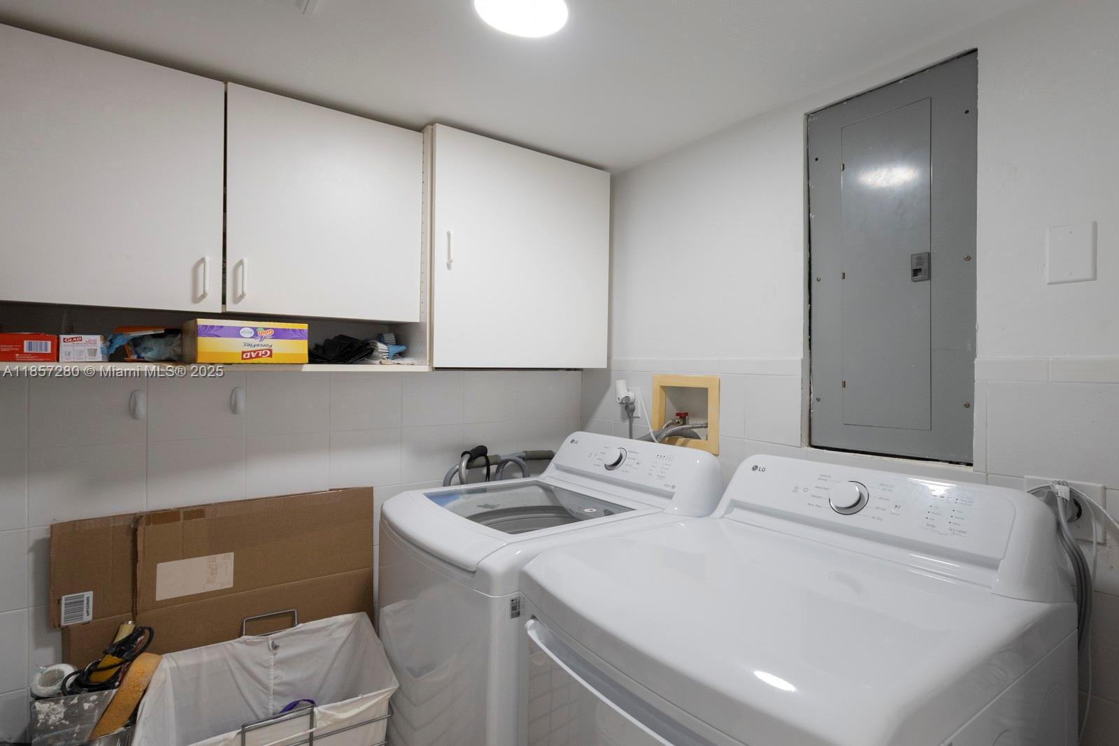 BISCAYNE KEY ESTATES - Residential