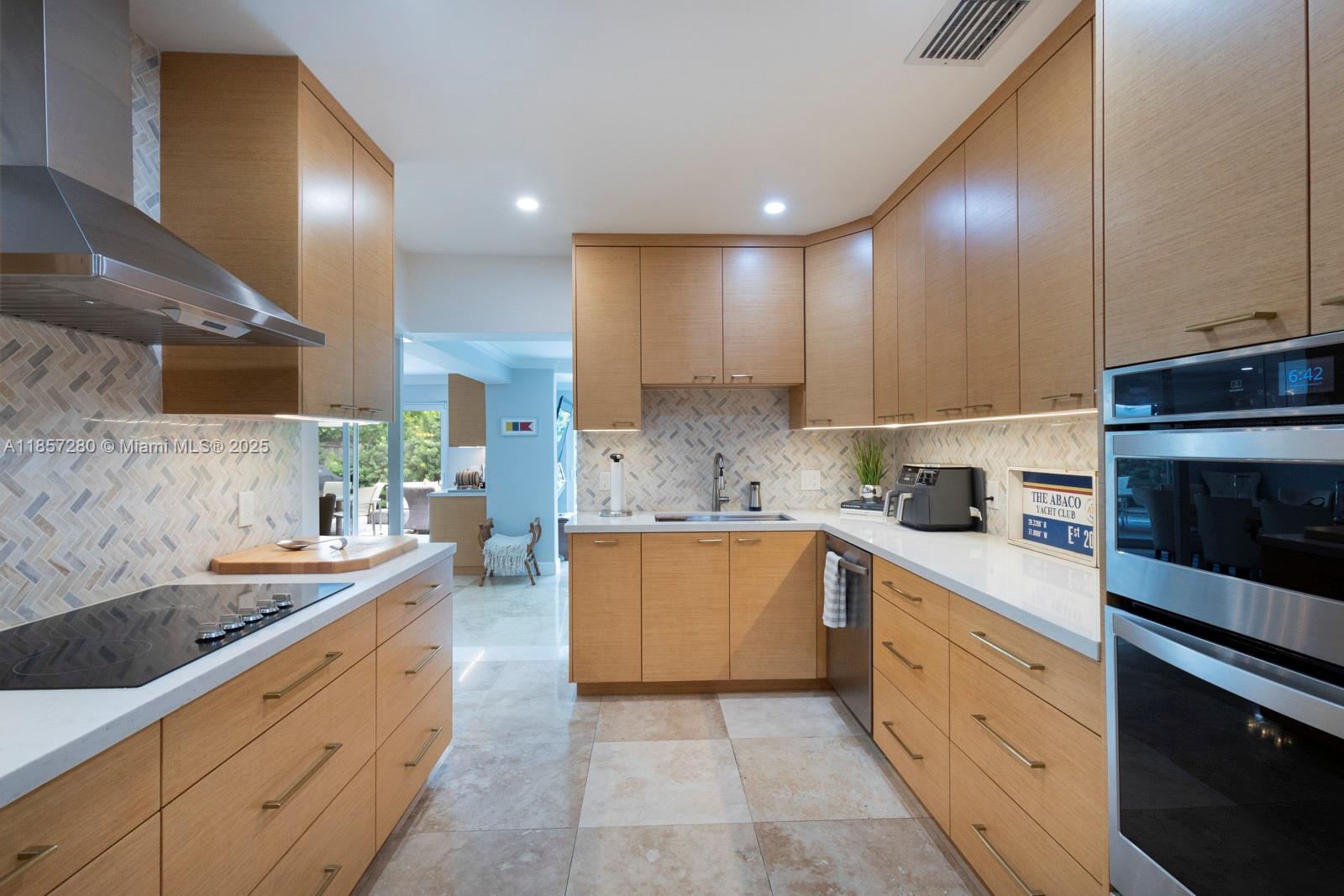 BISCAYNE KEY ESTATES - Residential