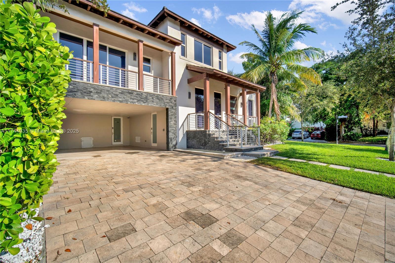 TROPICAL ISLE HOMES SUB - Residential Lease