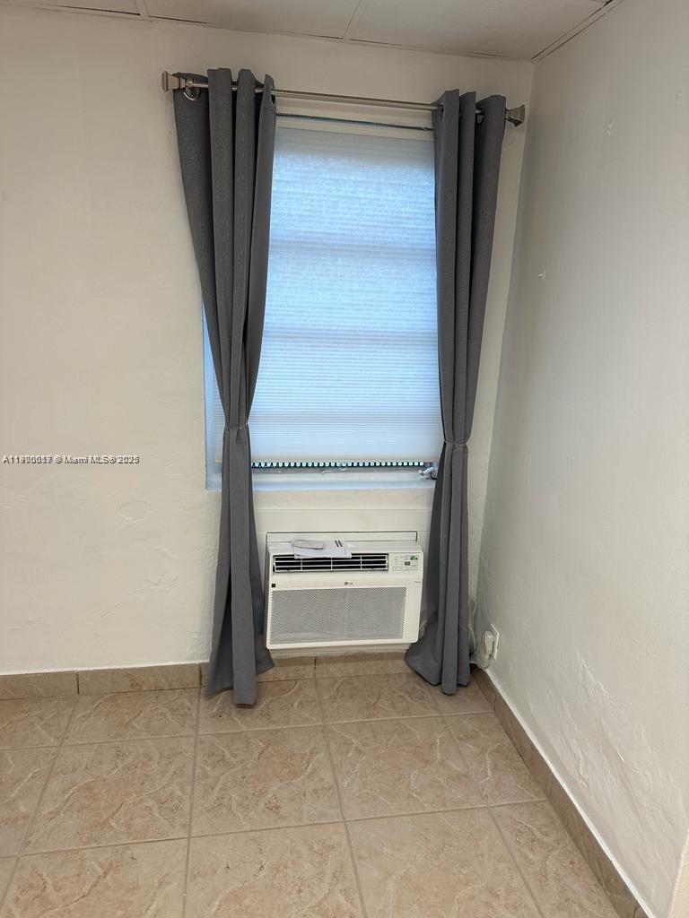 EDGEWATER BEACH CONDO - Residential Lease