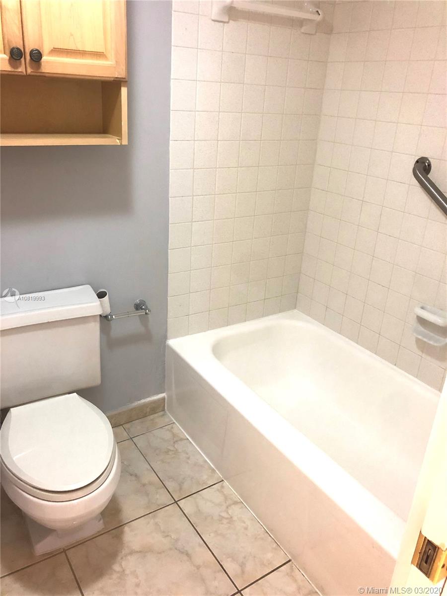 KENDALL ACRES WEST CONDO - Residential Lease