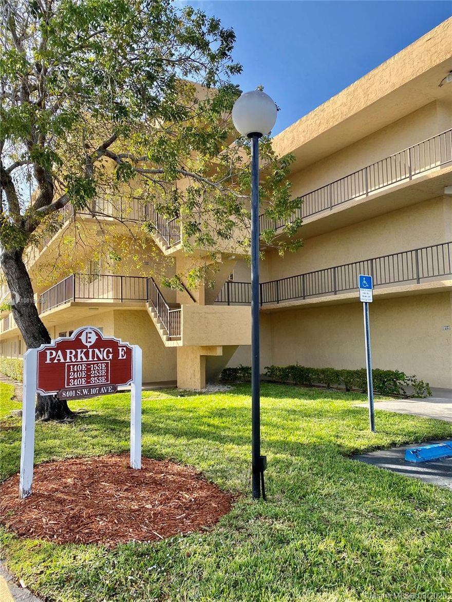 Spacious top floor unit, 1 bedroom, 1 bath condo on third floor.  Very light and bright, remodeled with tile floors, impact windows, nice kitchen and full washer & dryer inside of unit.  Lots of closet space and a spacious balcony.  Community offers plenty of guest parking, two pools, tennis courts, car wash and much more.  Best location in the heart of Kendall.