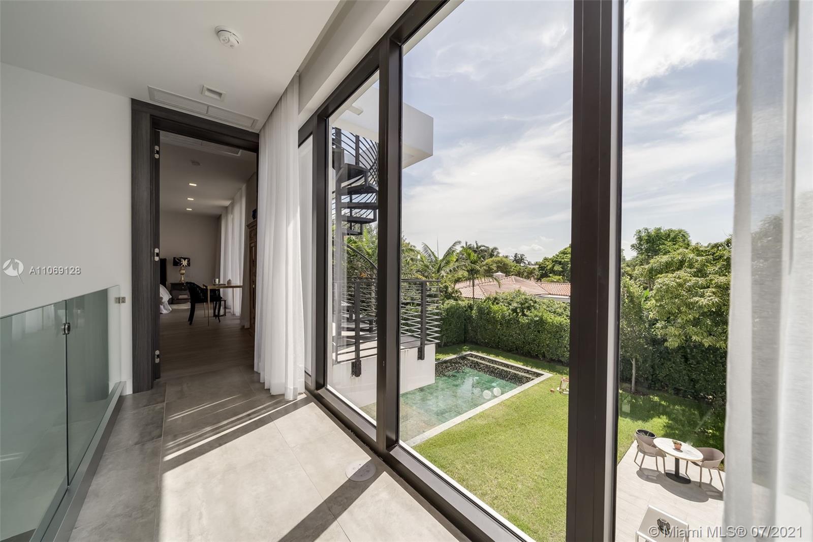 NAUTILUS EXTENSION 5TH - Residential