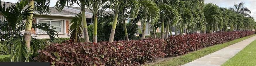 CRESTHAVEN VILLAS CONDO 2 - Residential