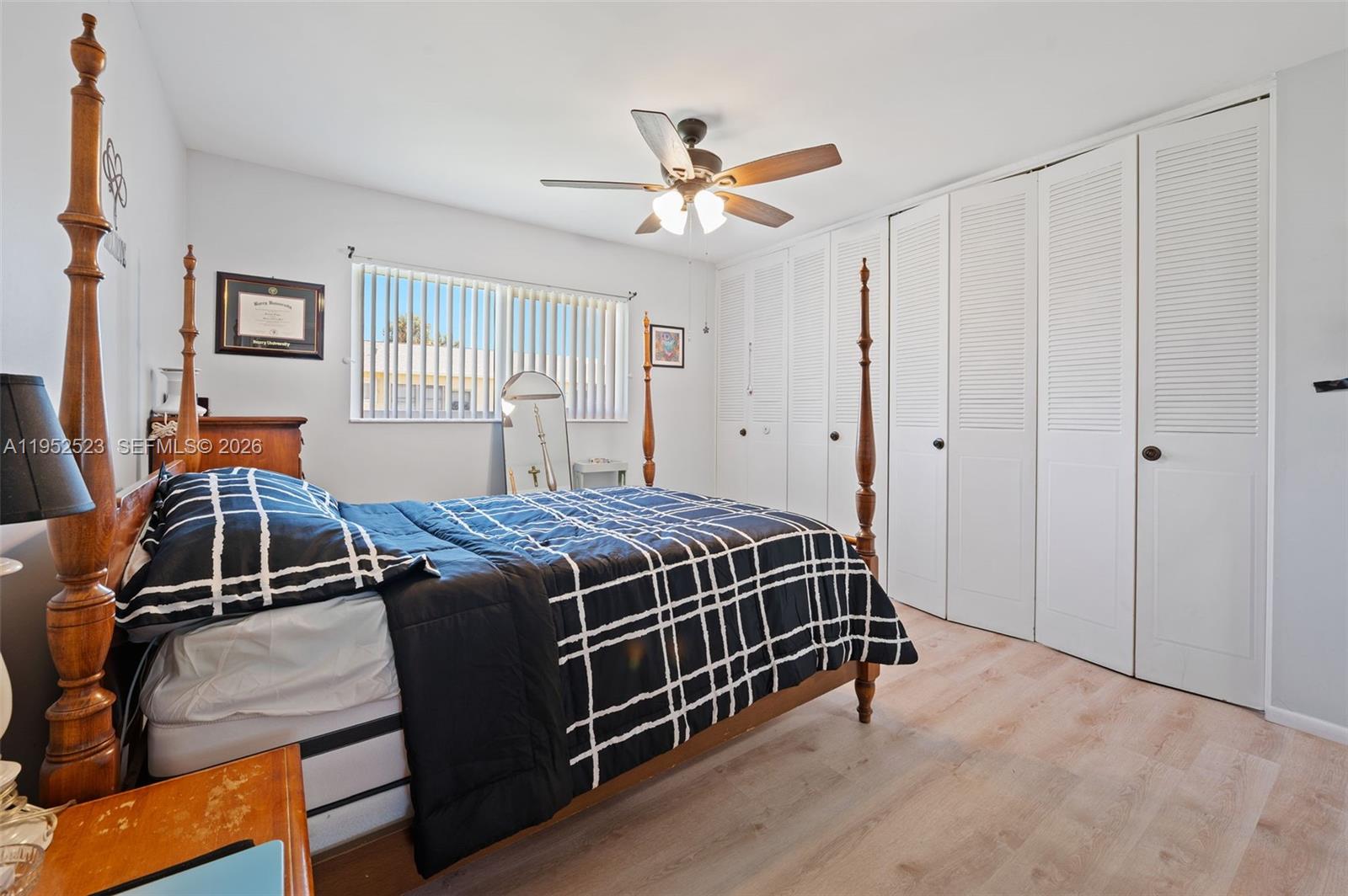 CRESTHAVEN VILLAS CONDO 2 - Residential