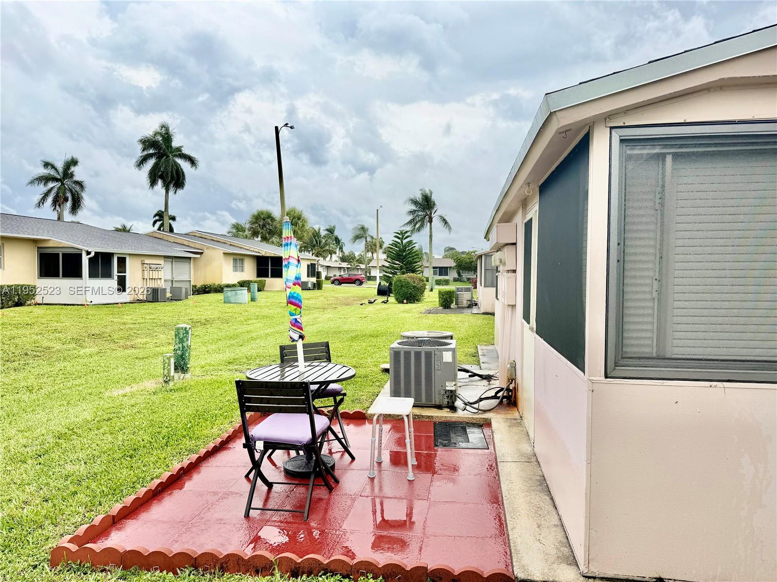 CRESTHAVEN VILLAS CONDO 2 - Residential