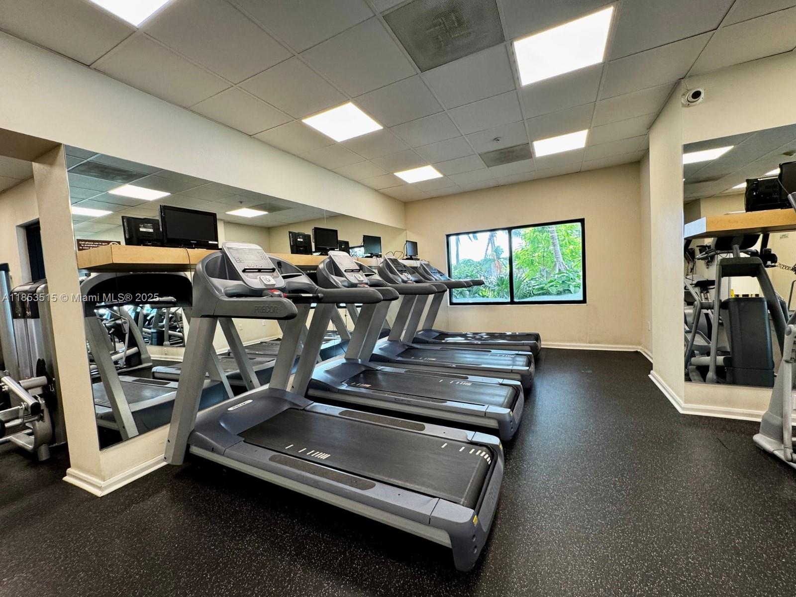 BRICKELL BAY CLUB CONDO - Residential