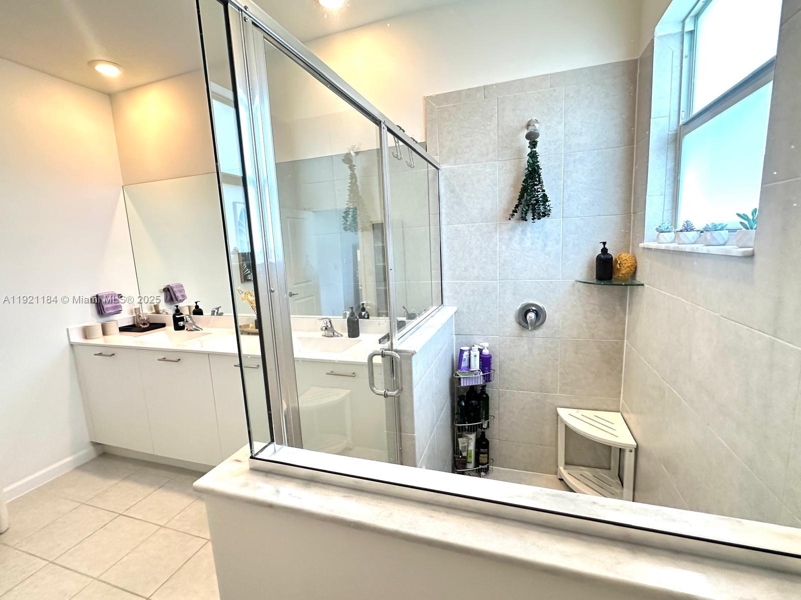 GOLF PARK SEC 1 - Residential